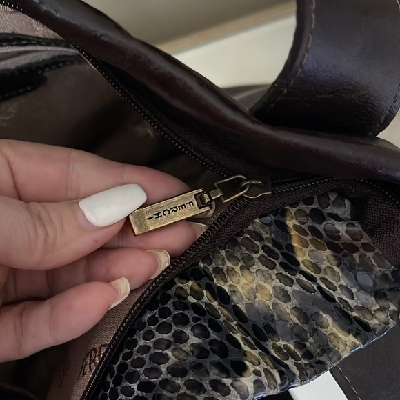 Authentic FERCHI Leather Shoulder Bag - Picture 9 of 11